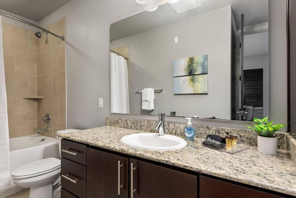 The Waterway Getaway Suite Удландс Екстериор снимка
